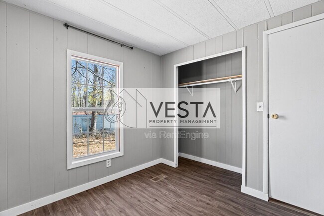 Building Photo - 442 Wickins Dr