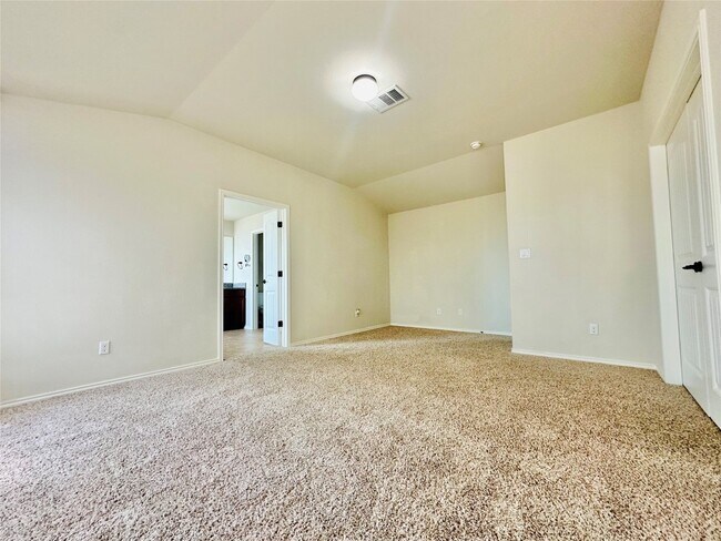 Building Photo - 7317 Highland Bluff Cove