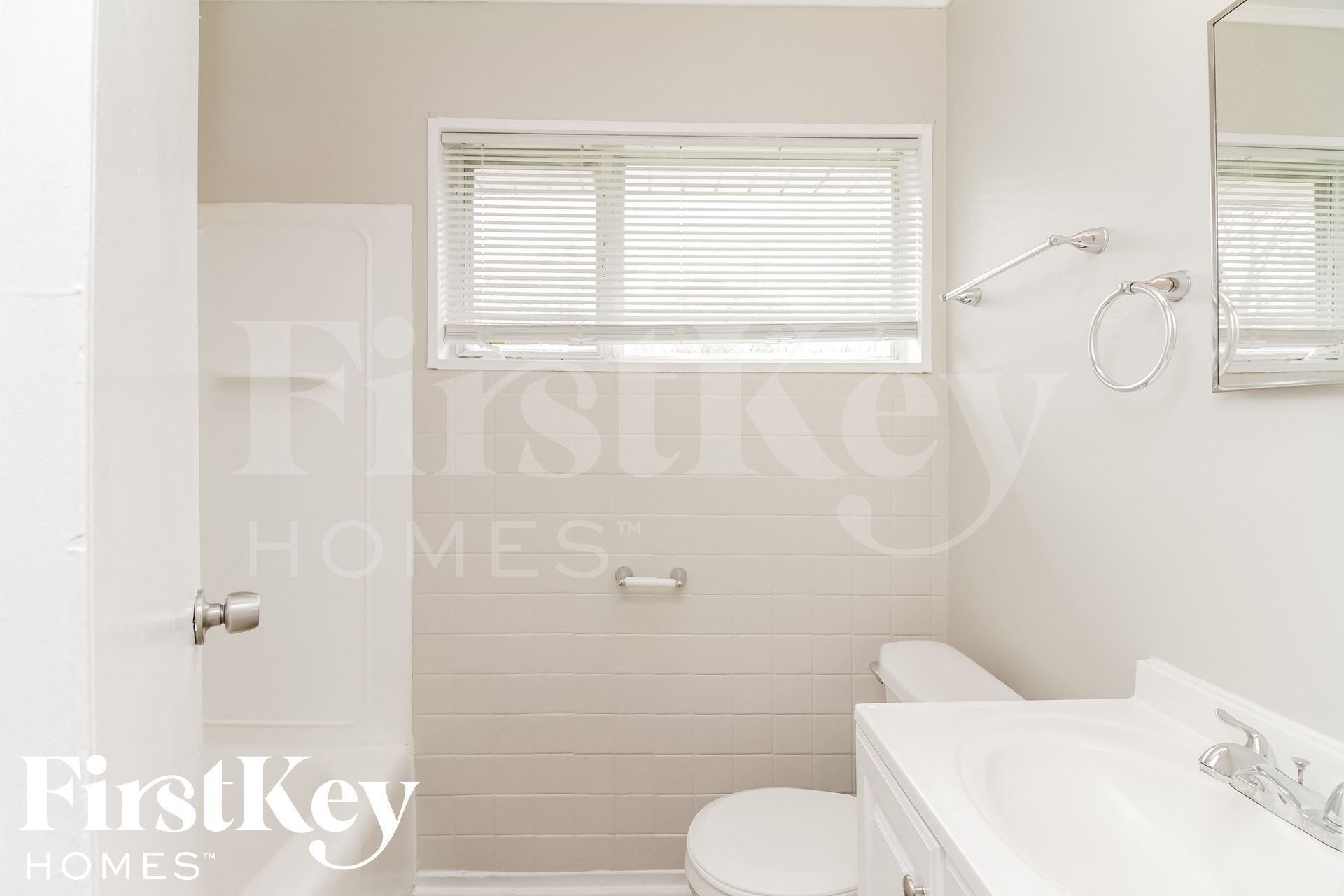 Building Photo - 194 Monee Rd