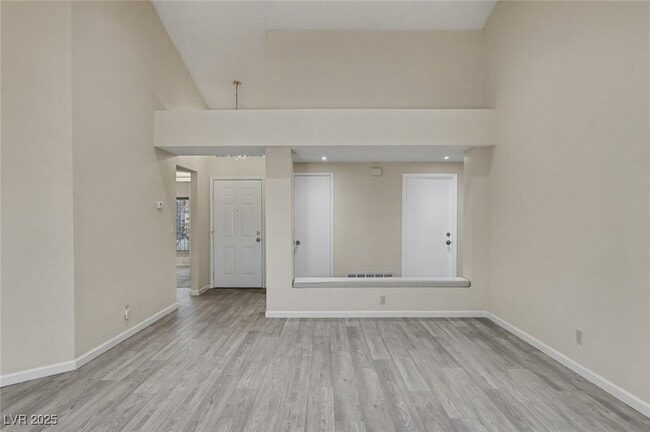 Building Photo - 7951 Aspendale Dr