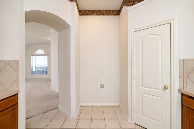 Building Photo - Beautiful 3 Bedroom Home Located in Allen, Texas!