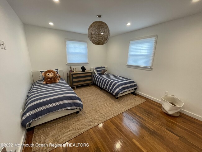 Building Photo - 282 Berger Ave