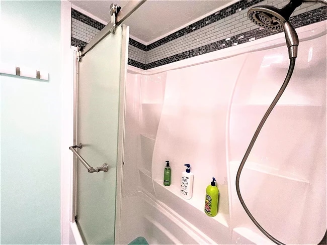 Building Photo - 19 Blackstone Dr