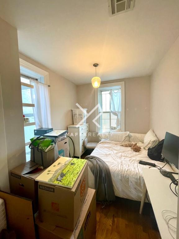 Building Photo - 4 bedroom in BROOKLYN NY 11216