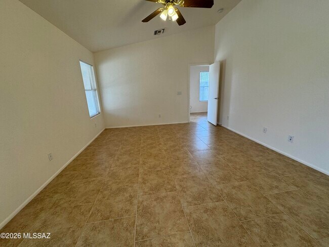 Building Photo - 7815 S Wild Primrose Ave
