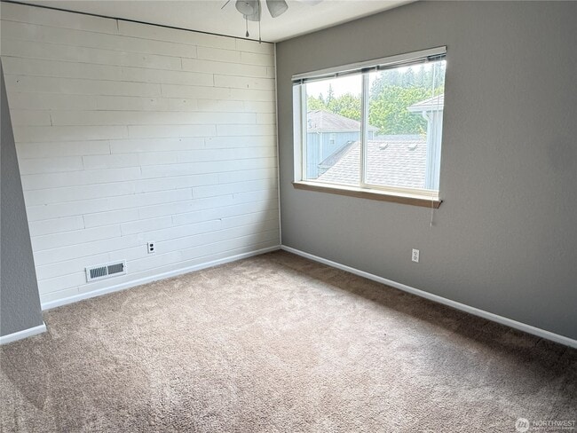 Building Photo - 4725 Concordia Ln SE