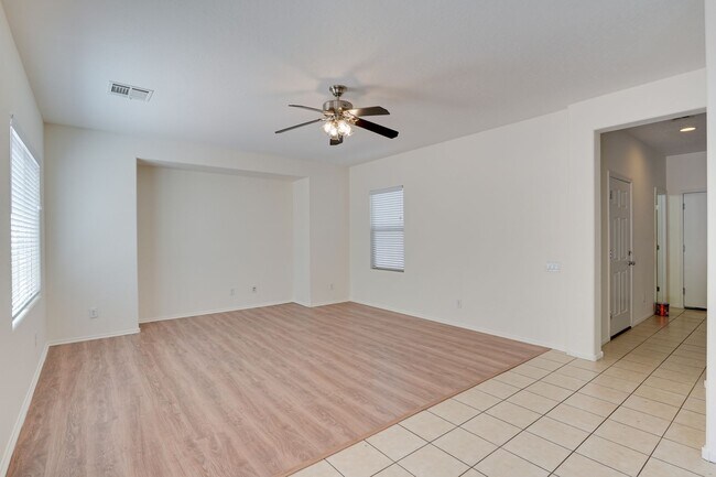 Building Photo - 2717 Rimbaud St