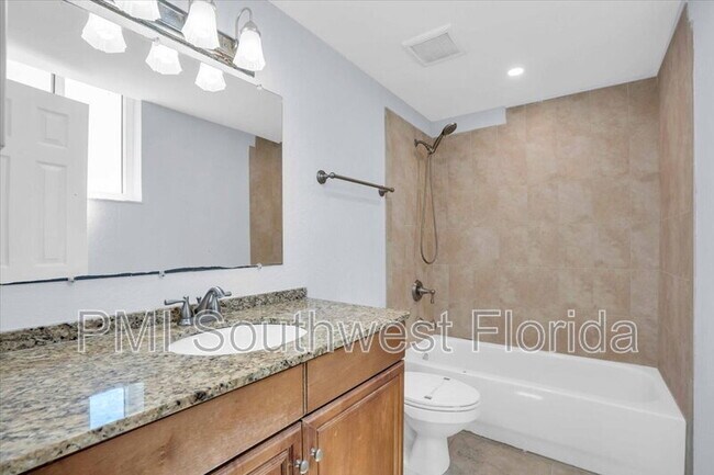 Building Photo - 2755 Coconut Bay Ln