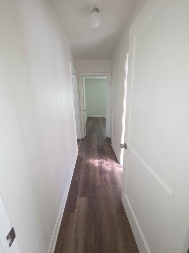 Building Photo - 3612 Bright St