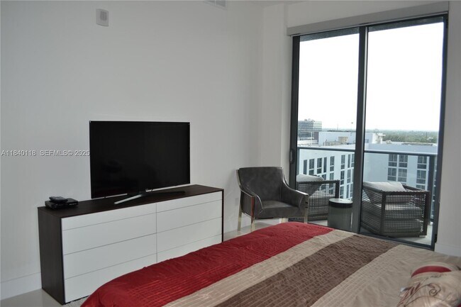 Building Photo - 2960 NE 207th St