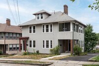Building Photo - 37-39-39 Lewis Rd
