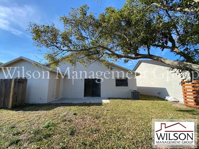 Building Photo - 1441 Bridlebrook Dr