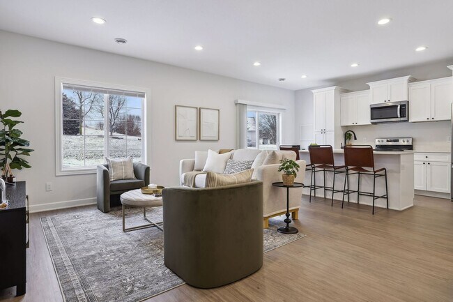 Building Photo - Model 3 Bedroom Town Home