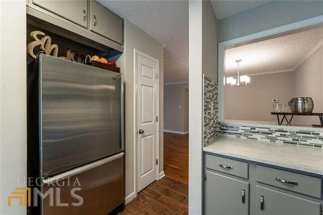 Building Photo - 306 Wynnes Ridge Cir SE