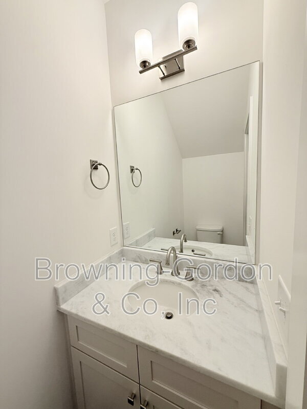 Building Photo - 971 Ashland Pl Dr