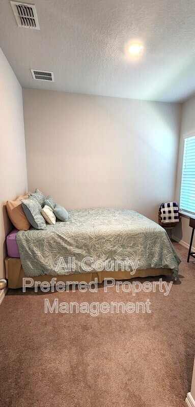 Building Photo - 14143 Centerline Dr