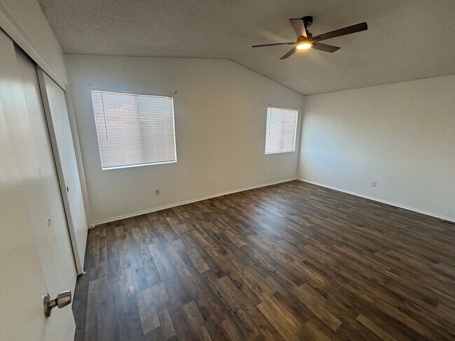 Building Photo - Beautiful 4 Bedroom Lancaster Home with Desirable Amenities!