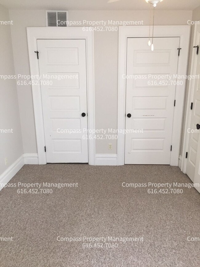 Building Photo - 543 Union Ave SE