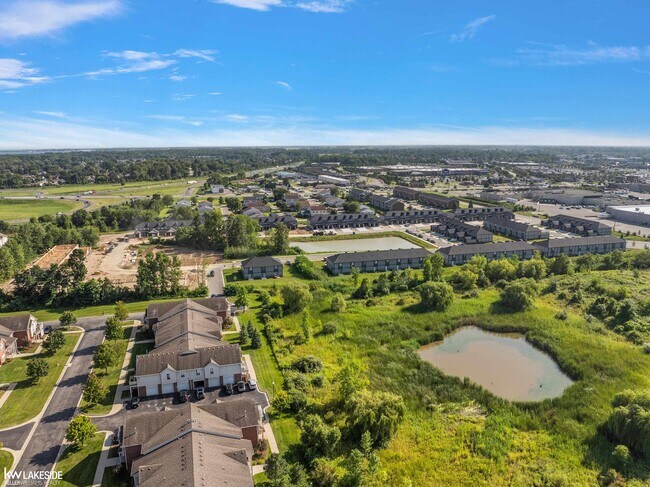 Building Photo - 51410 Tides Dr