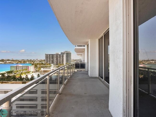 Building Photo - 7901 Hispanola Ave