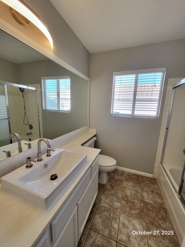 Building Photo - 2113 Harbor Cliff Dr