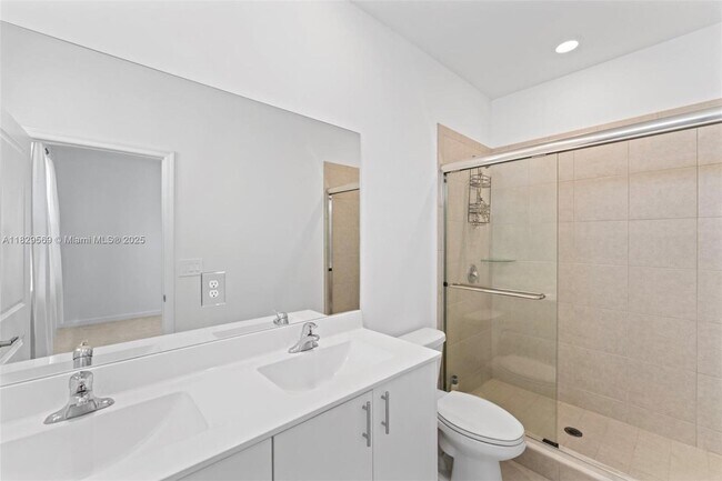 Building Photo - 11763 SW 246 Terrace