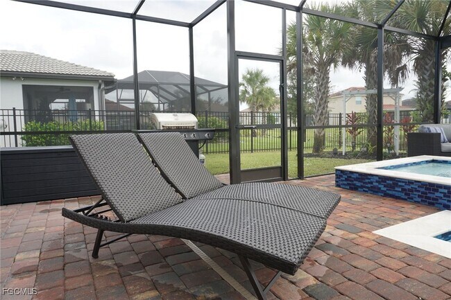 Building Photo - 3425 Hampton Blvd