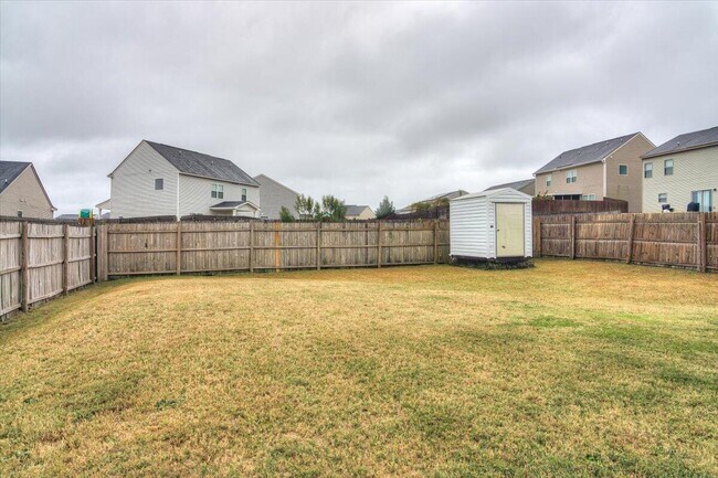 Building Photo - 2020 Fern Crest Ln