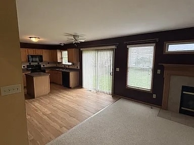 Building Photo - 8629 Fernbrook Dr