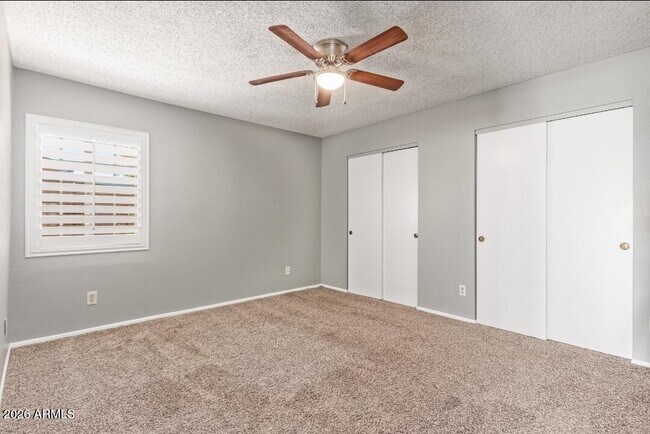 Building Photo - 7716 W Cora Ln