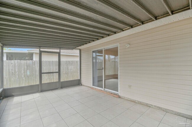 Building Photo - 2037 Marquesas Ln