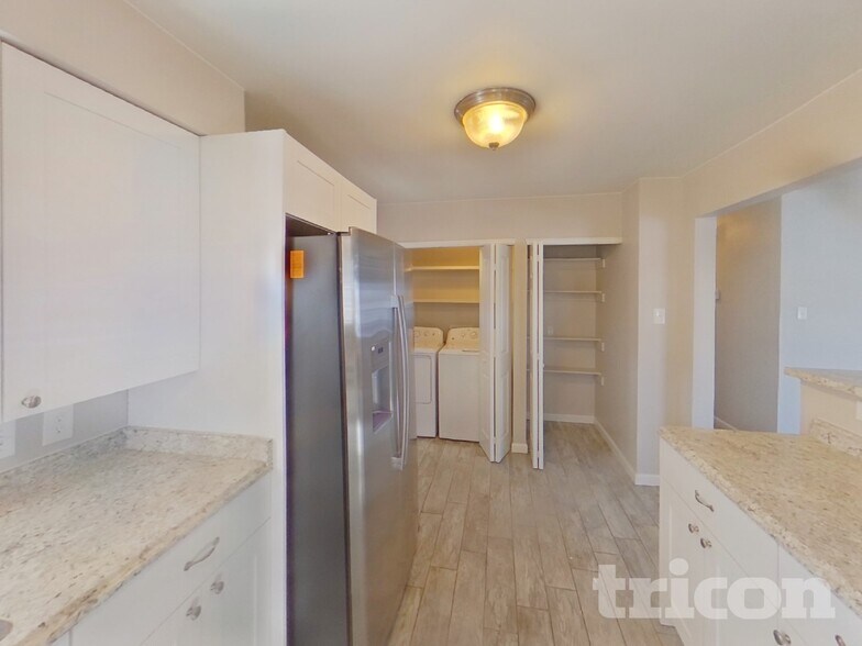 Building Photo - 20 El Sereno Dr