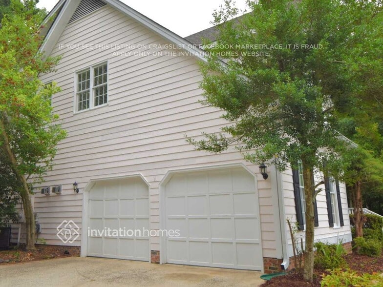 Building Photo - 401 Loblolly Dr