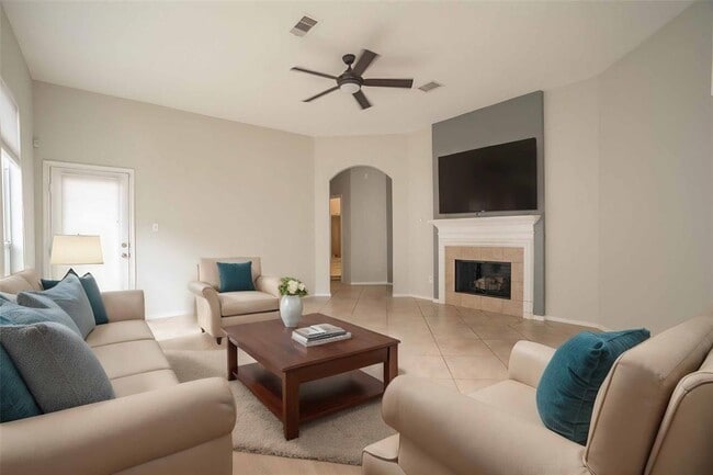 Building Photo - 22114 Guston Hall Ln
