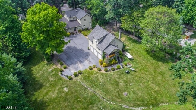 Building Photo - 96 Grandview Ave