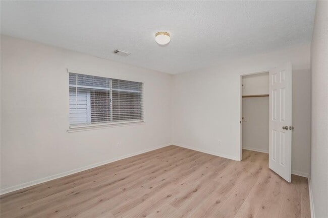 Building Photo - 4522 Westray Dr