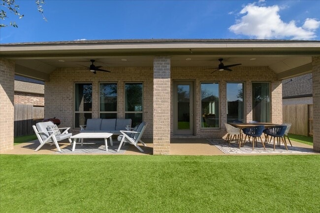 Building Photo - 4910 Morrison Dr