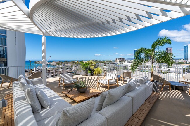 Building Photo - New Koula STUDIO