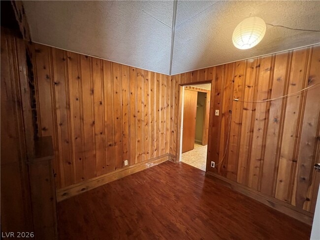 Building Photo - 1425 Wengert Ave