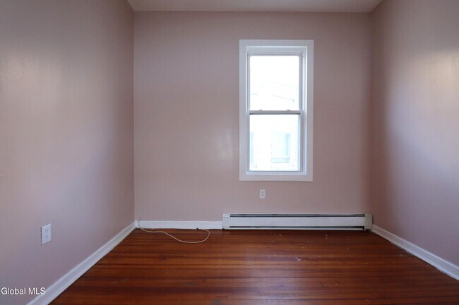 Building Photo - 29 Morris St