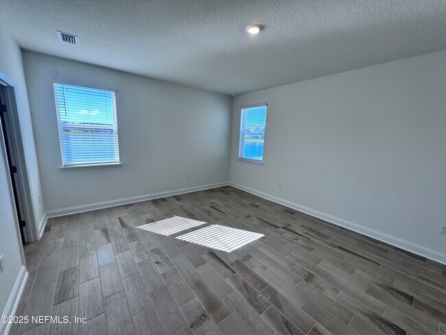 Building Photo - 11156 Spg Mdws Rd