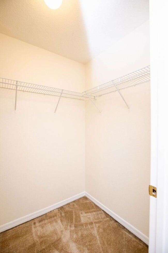 Building Photo - Single family home in Keystone Pointe, St....