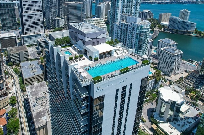 Building Photo - 1010 Brickell Ave