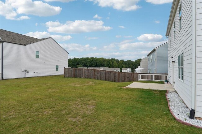 Building Photo - 100 Fernbrook Trl