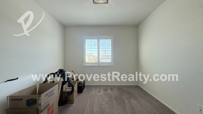 Building Photo - 11760 Sierra Rd