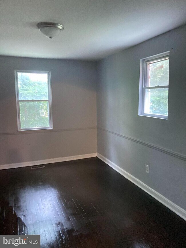 Building Photo - 4808 Wilern Ave