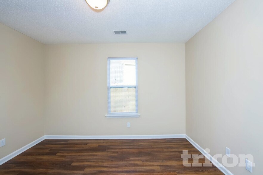 Building Photo - 113 Thornby Rd