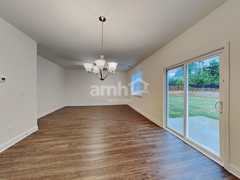 Building Photo - 159 Rivulet Dr