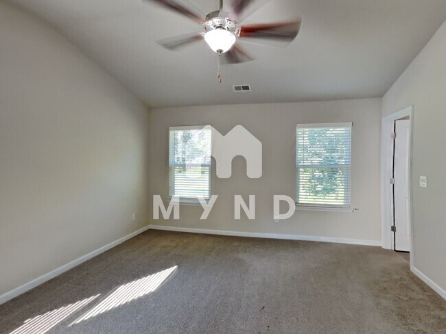 Building Photo - 5617 Newton Creek Dr