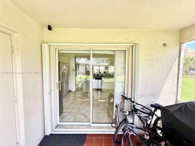 Building Photo - 70 Whitehead Cir